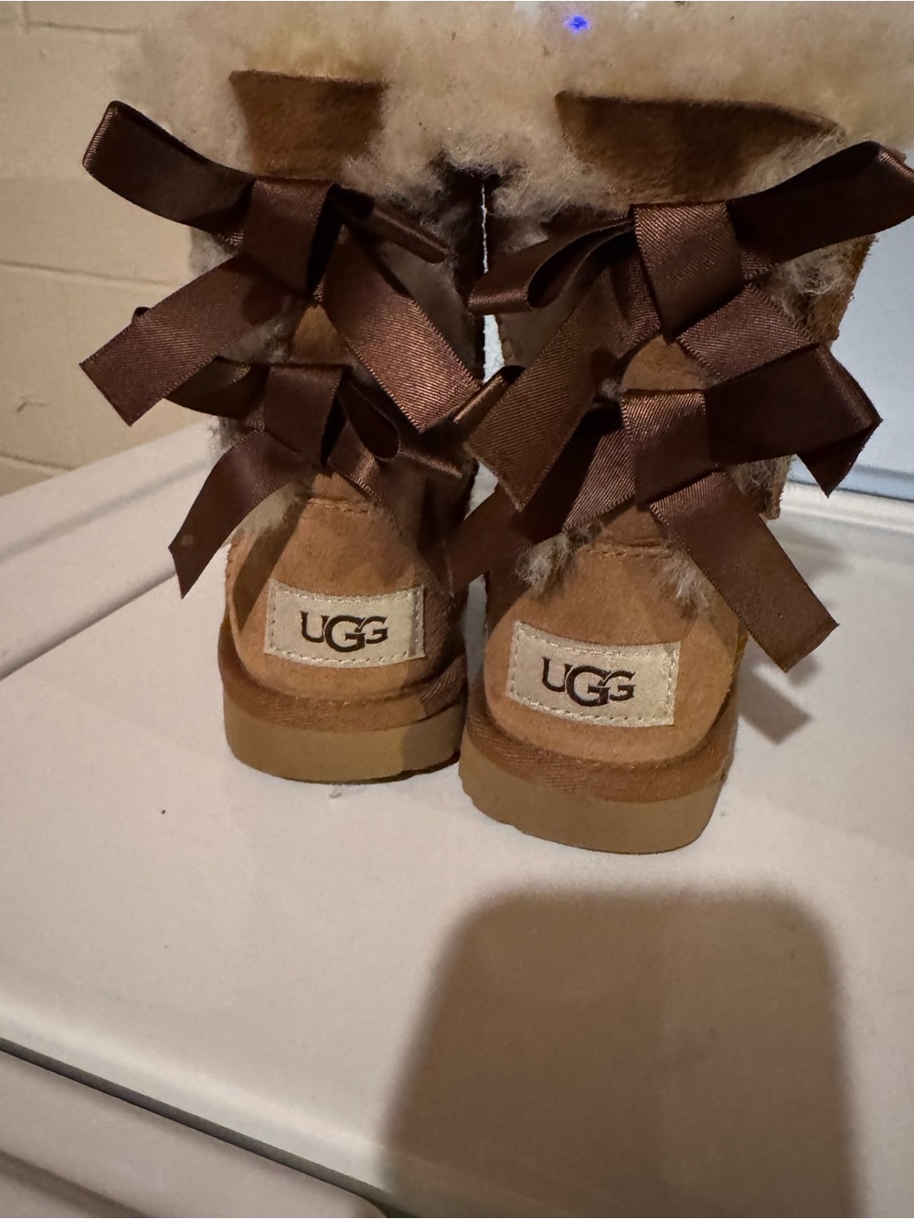 UGG Kids Chestnut Ribbon Back Bow Boots - Chestnut